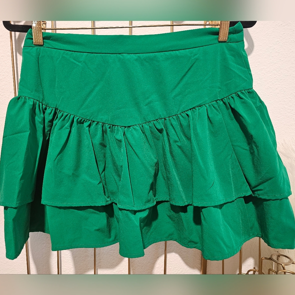 Super cute Green skort from French Violet boutique in good condition